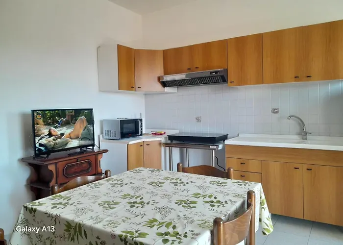 Bella אוטרנטו